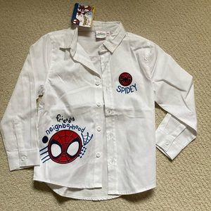 Brand new never worn, Boy white shirt with Spiderman detail size 6 ( euro 116)